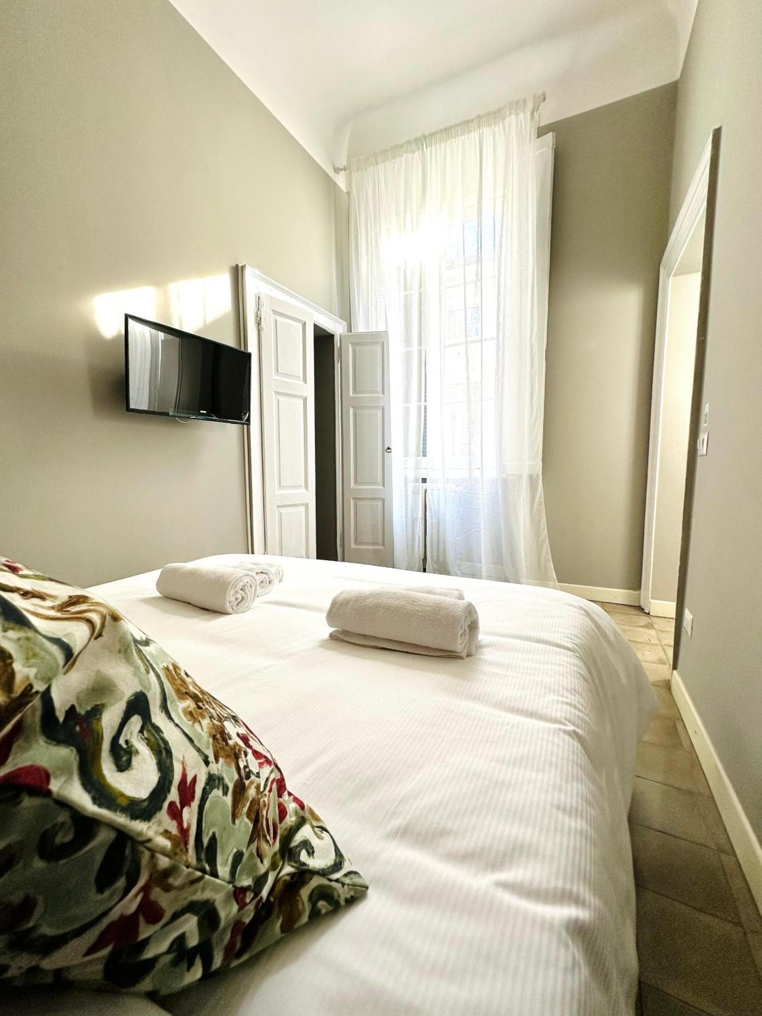 Nerino House, Elegante E Tranquillo Appartamento A 5 Minuti Dal Duomo Mailand Exterior foto